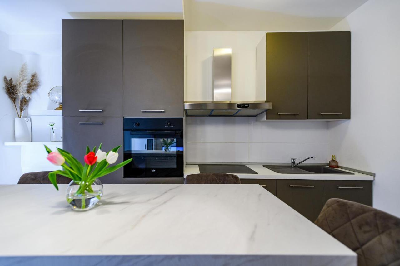 Holiday Apartment Zadar - With Summer Balcony And Parking Экстерьер фото